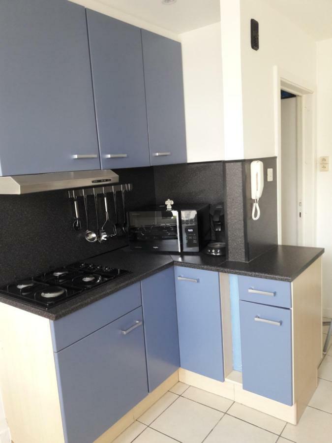 2 Slaapkamer Appartement Op De Zeedijk Van Oostende. Extérieur photo