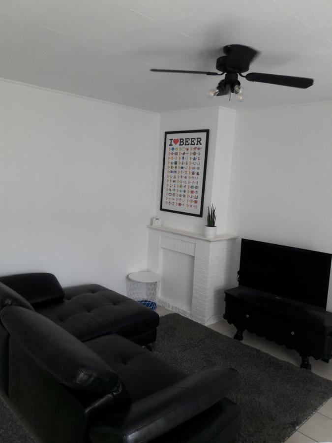 2 Slaapkamer Appartement Op De Zeedijk Van Oostende. Extérieur photo
