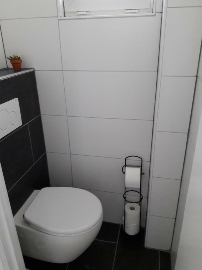2 Slaapkamer Appartement Op De Zeedijk Van Oostende. Extérieur photo