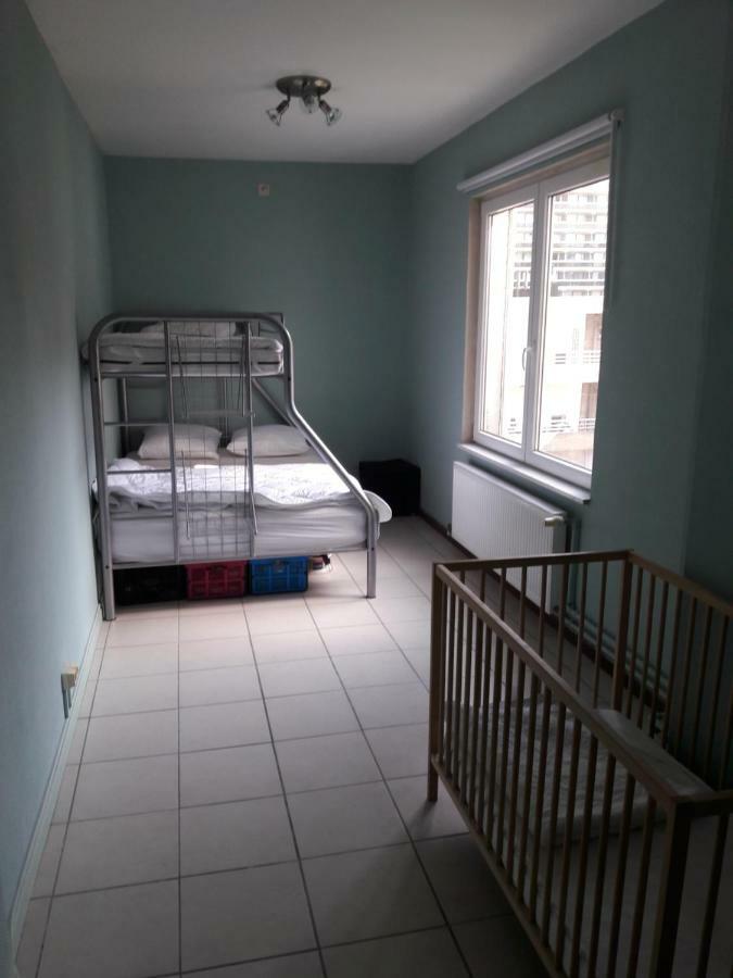 2 Slaapkamer Appartement Op De Zeedijk Van Oostende. Extérieur photo